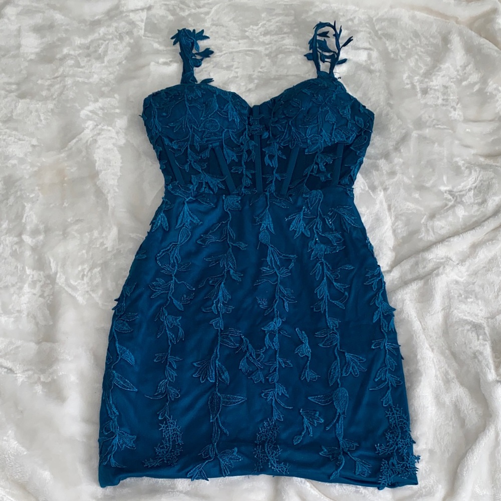 Chic Teal Floral Mini Dress
